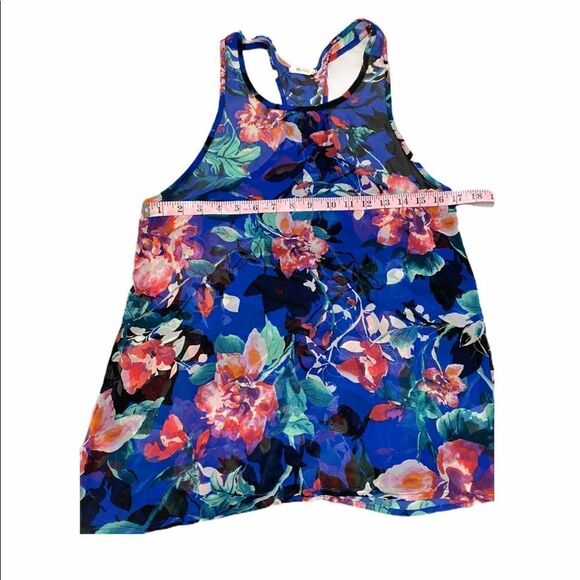 Everly Floral Racerback Tank Top Blue Size Small - Picture 5 of 10